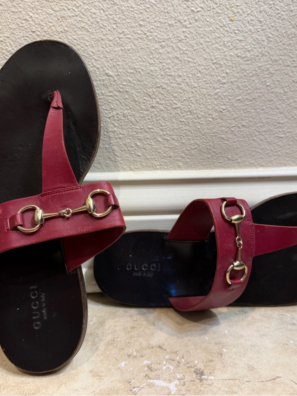 Gucci Burgundy Leather Horsebit Toe-Post Sandals